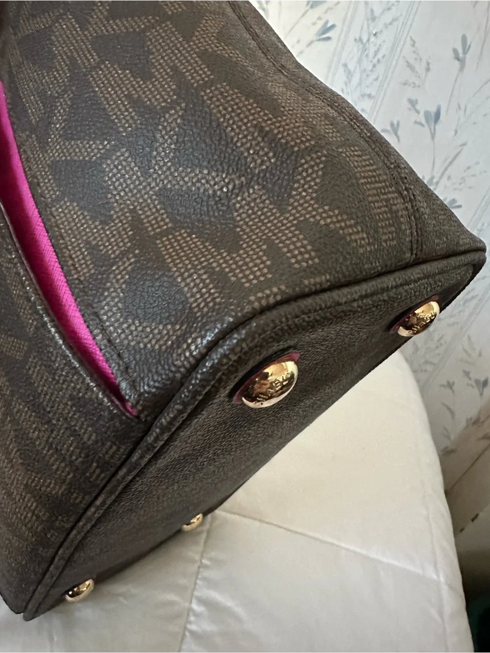 Michael Kors Brown & Fuchsia Jet Set Signature Tote